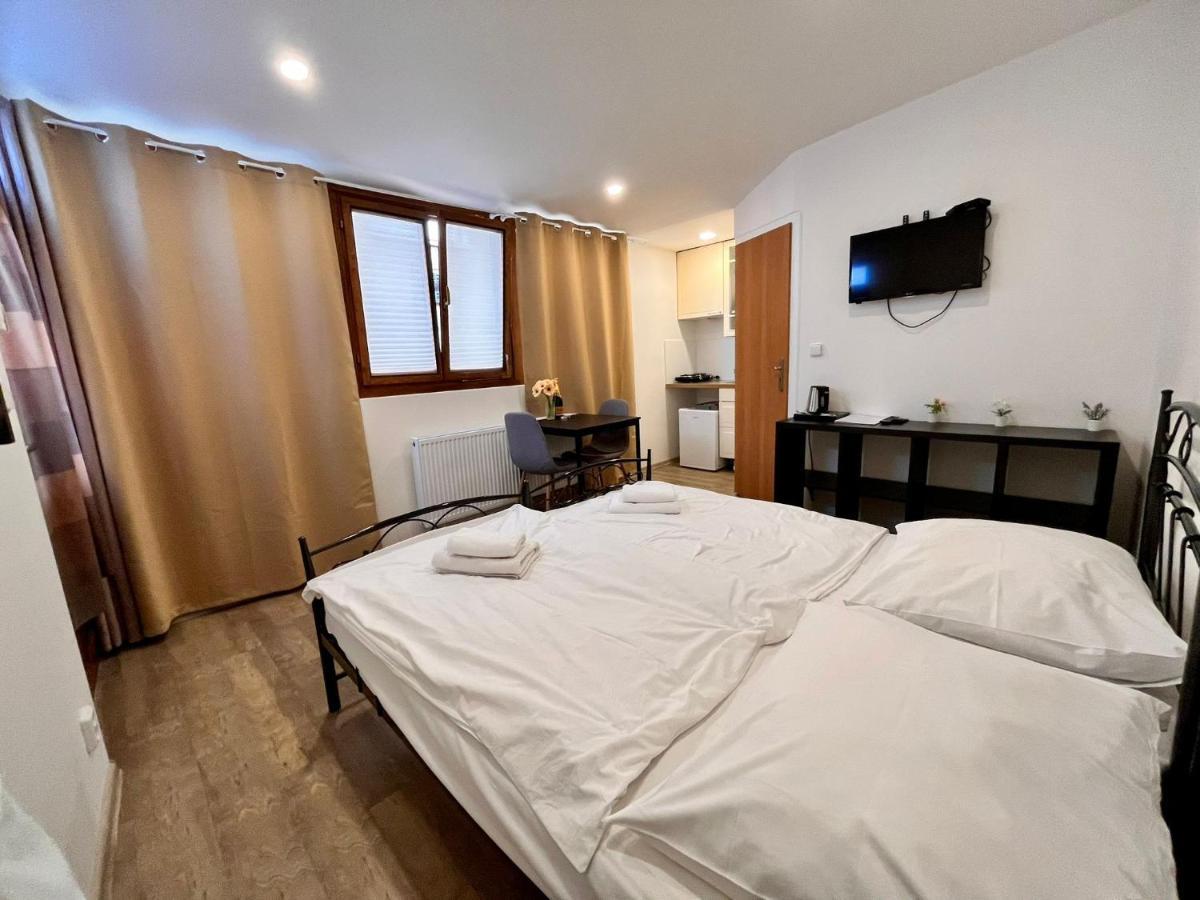 Casa Italia Prague Aparthotel Luaran gambar
